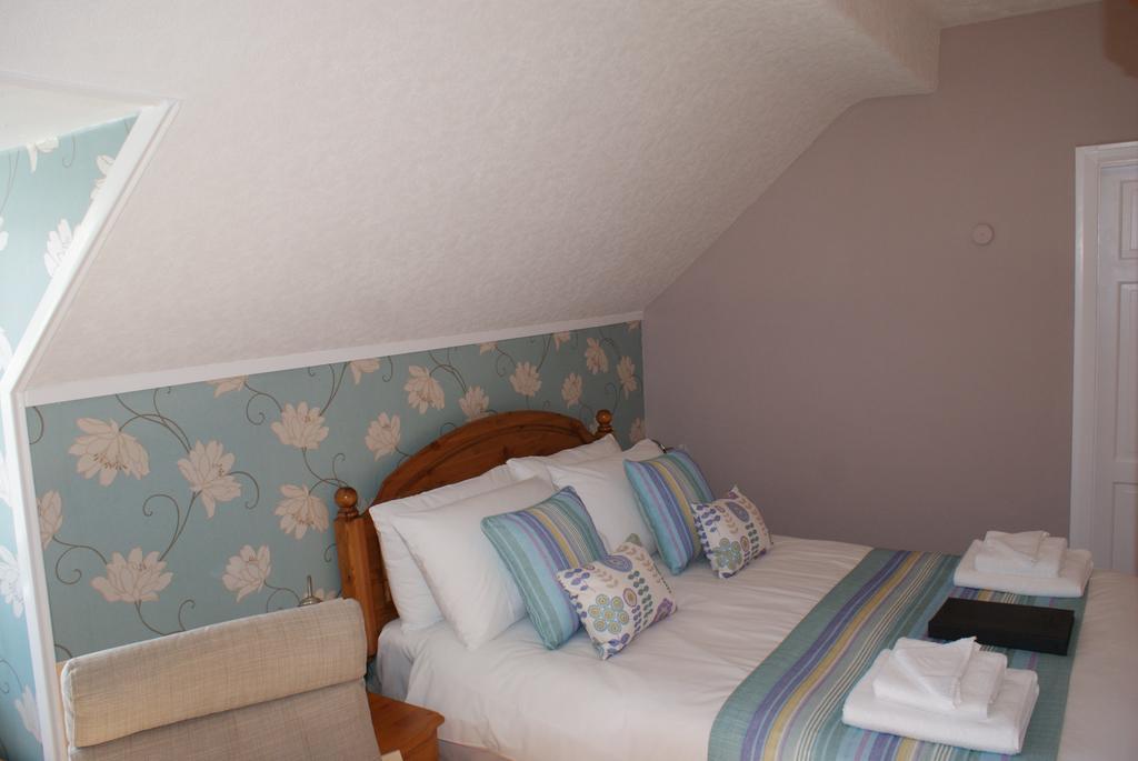 Cleave Court Guest House ランディドノー エクステリア 写真