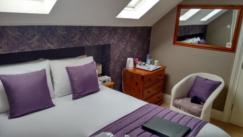 Cleave Court Guest House ランディドノー エクステリア 写真
