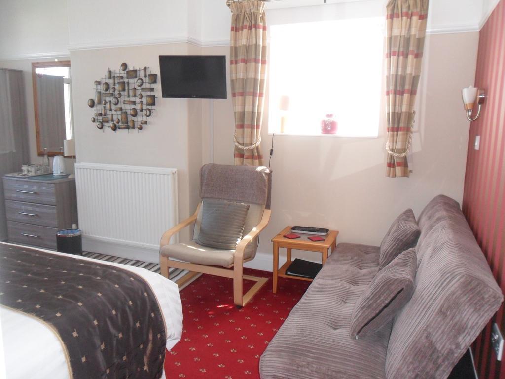 Cleave Court Guest House ランディドノー エクステリア 写真