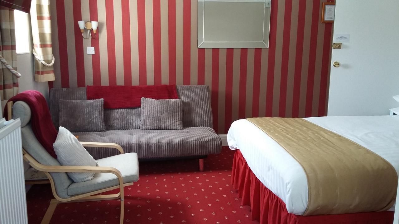 Cleave Court Guest House ランディドノー エクステリア 写真