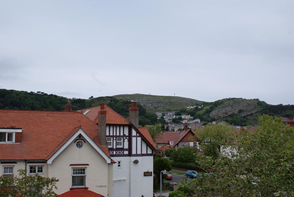 Cleave Court Guest House ランディドノー 部屋 写真