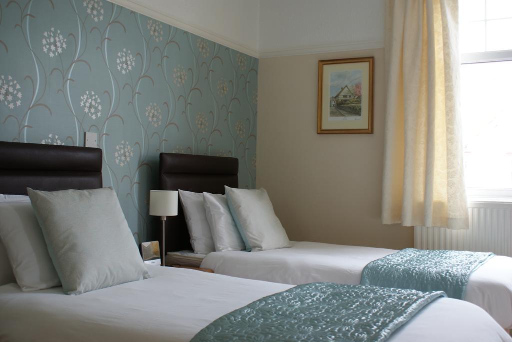 Cleave Court Guest House ランディドノー 部屋 写真
